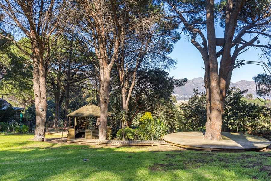 5 Bedroom Property for Sale in Somerset West Rural Western Cape